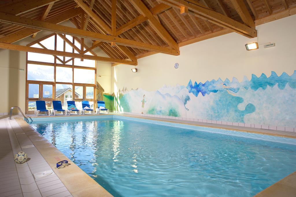 Madame Vacances Appartements Et Chalets La Fontaine Du Roi La Chal Luaran gambar